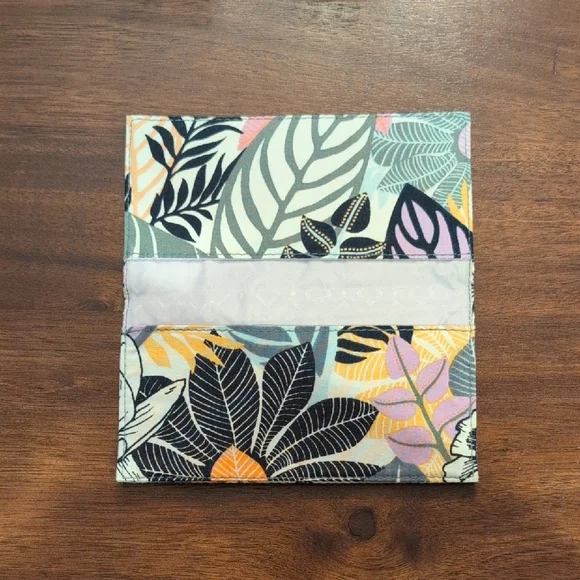 Vera Bradley Quilted Cotton Checkbook Holder Receipt Organizer Floral Leaf - Picture 2 of 4